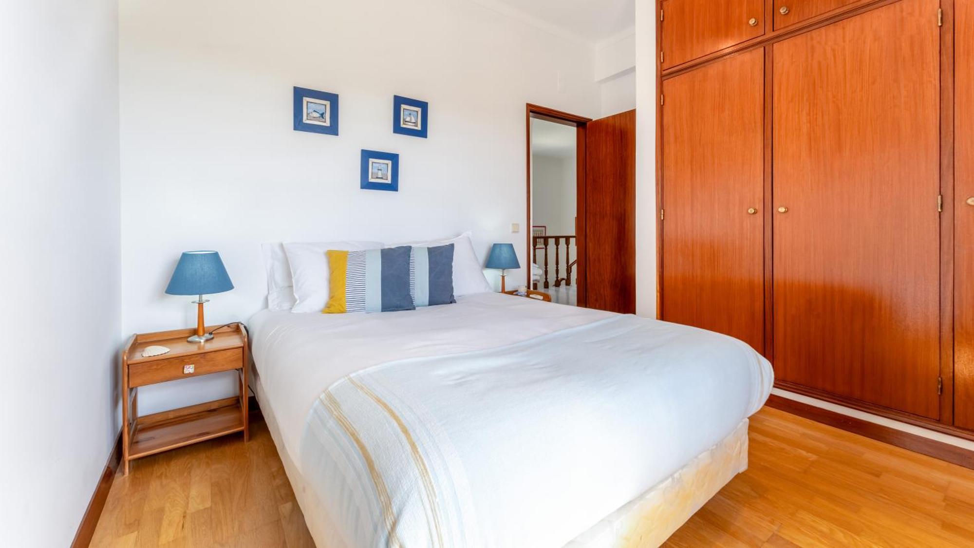Sunny & Calm 4 Bdr House W/ Pool By Lovelystay Santo Estevao  Exterior photo