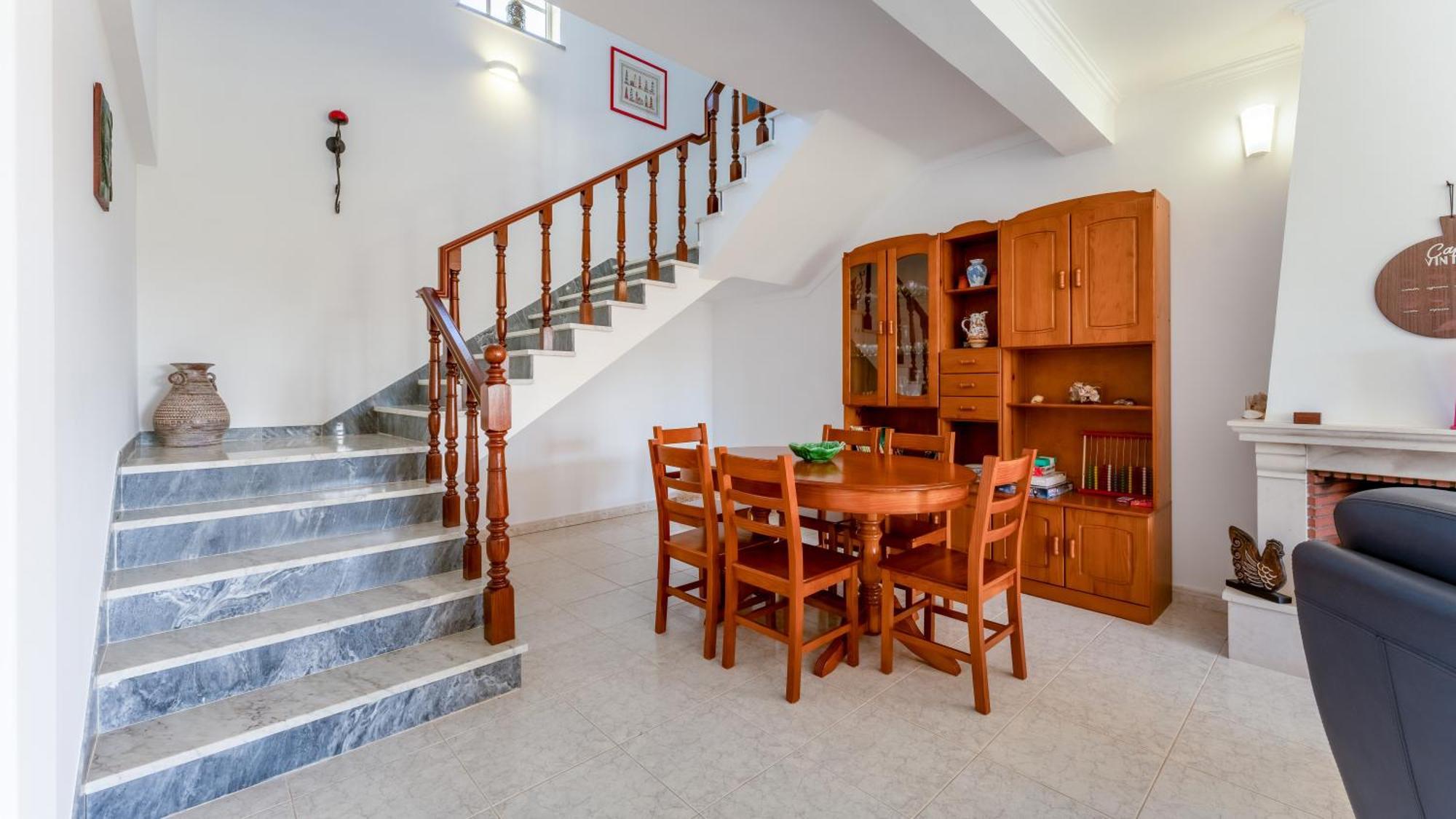 Sunny & Calm 4 Bdr House W/ Pool By Lovelystay Santo Estevao  Exterior photo