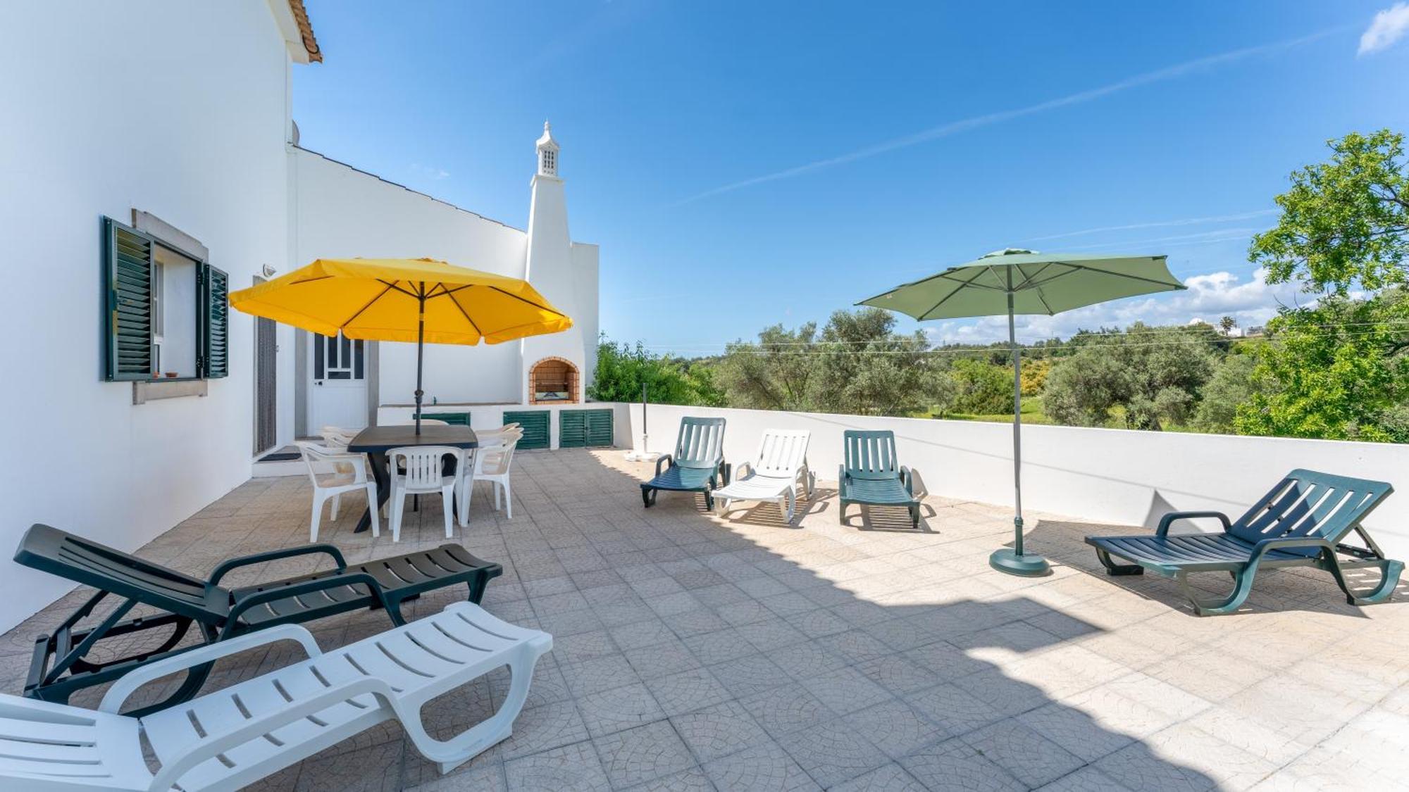 Sunny & Calm 4 Bdr House W/ Pool By Lovelystay Santo Estevao  Exterior photo