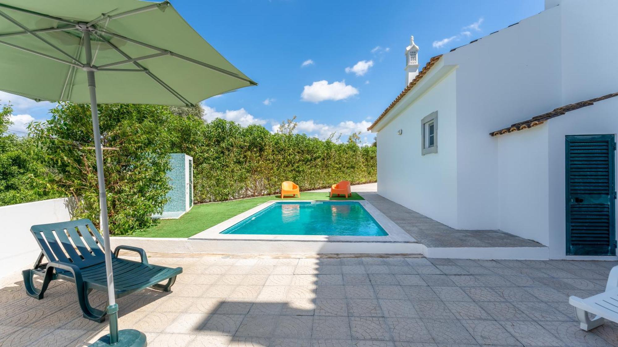 Sunny & Calm 4 Bdr House W/ Pool By Lovelystay Santo Estevao  Exterior photo